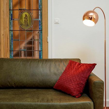 Trendy, Authentieke Woning Met Groot Terras En Tuin Villa บรูจส์ ภายนอก รูปภาพ