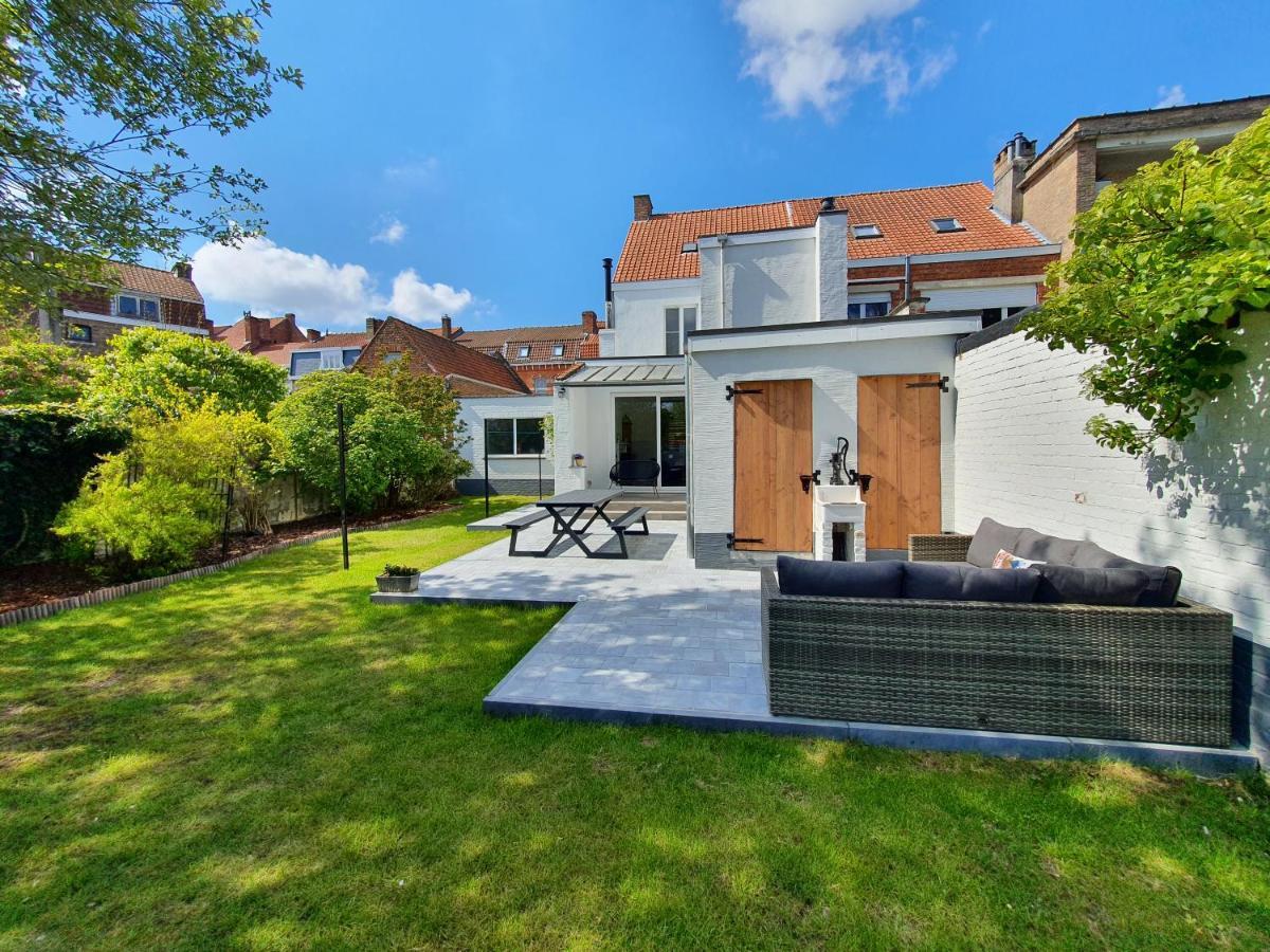 Trendy, Authentieke Woning Met Groot Terras En Tuin Villa บรูจส์ ภายนอก รูปภาพ